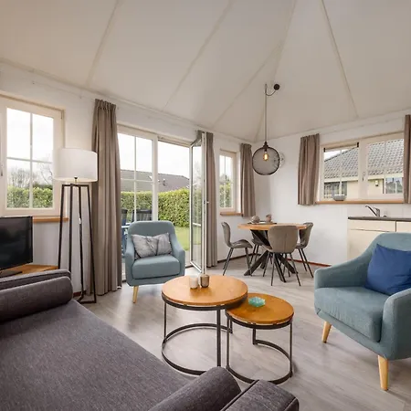 Cozy With Ir Sauna, 3 Km Holiday home